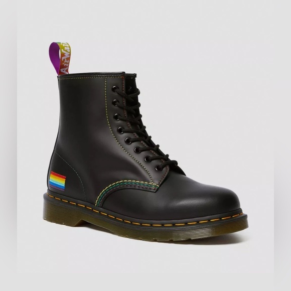 New Dr Martens 1460 FOR PRIDE SMOOTH LEATHER LACE UP BOOTS Size 5 - Picture 2 of 8